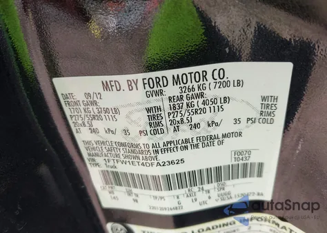 2013 Ford F-150 Platinum z USA, uszkodzony, nr VIN 1FTFW1ET4DFA23625